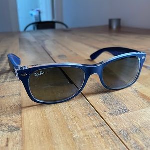 Ray-Ban NEW WAYFARER CLASSIC